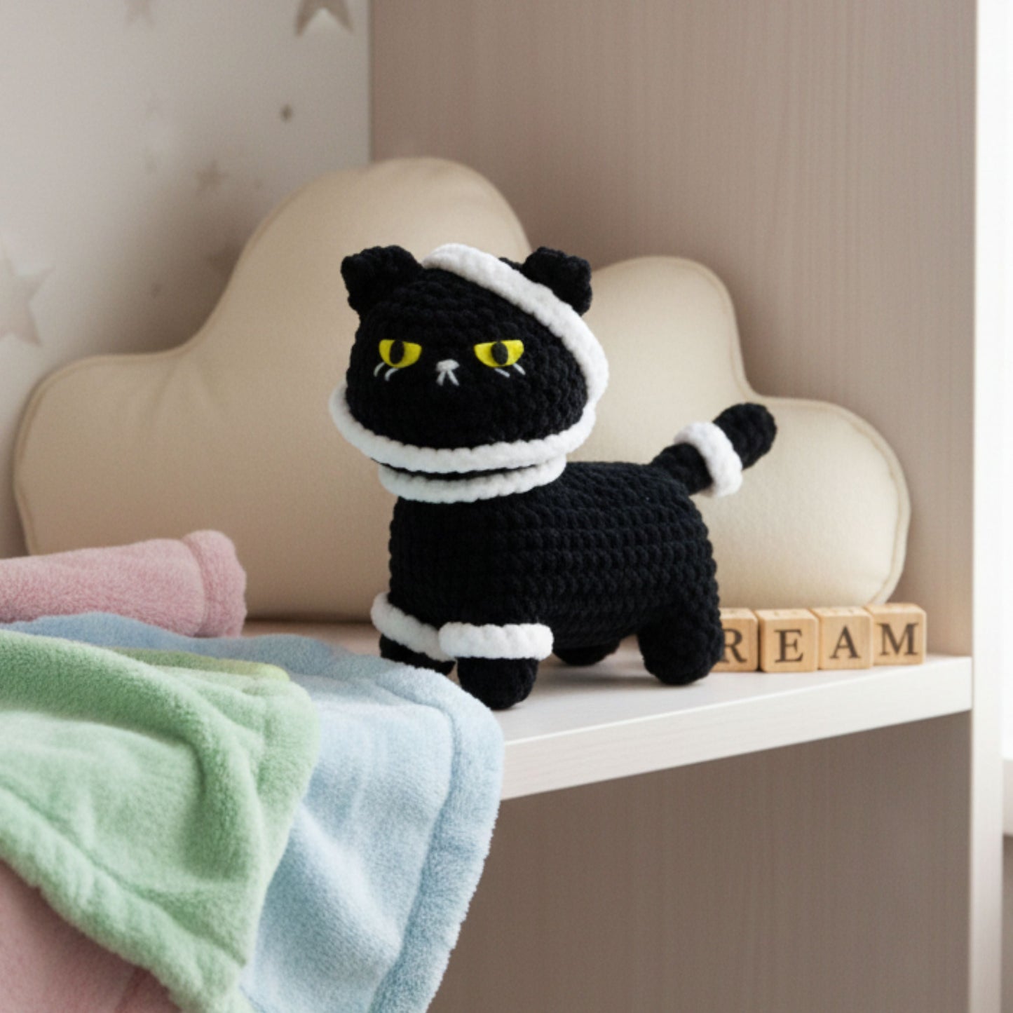 6 in 1 Halloween Cats Crochet Pattern
