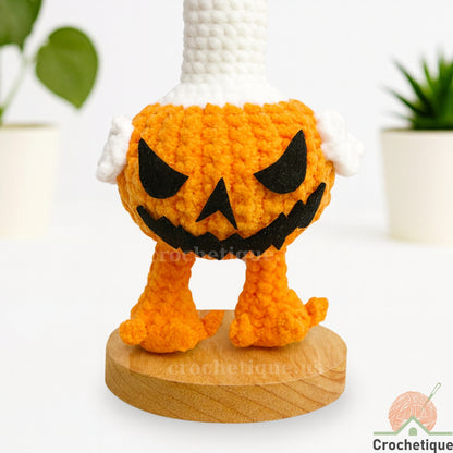 Goose in Pumpkin Costume Crochet Pattern, Funny Halloween Amigurumi Crochet