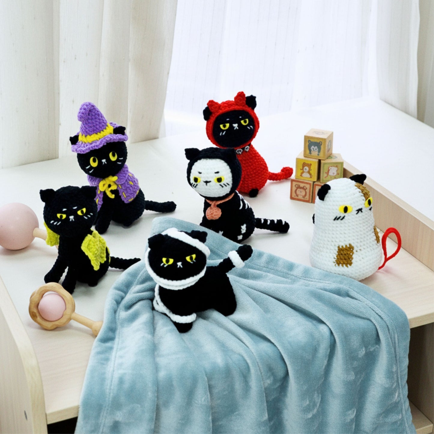 6 in 1 Halloween Cats Crochet Pattern