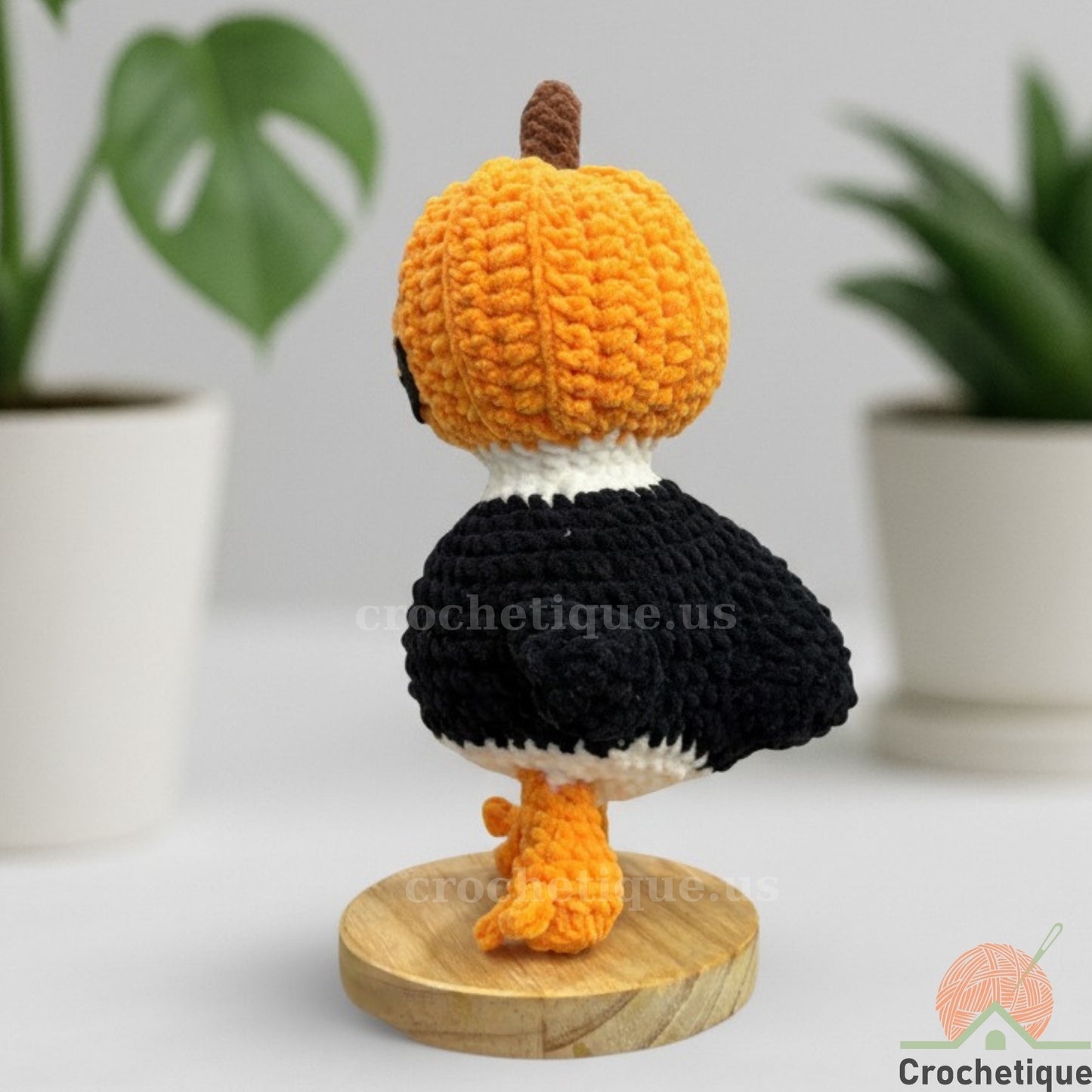 Pumpkin Head Goose Amigurumi Crochet Pattern, Quirky Halloween Crochet Idea