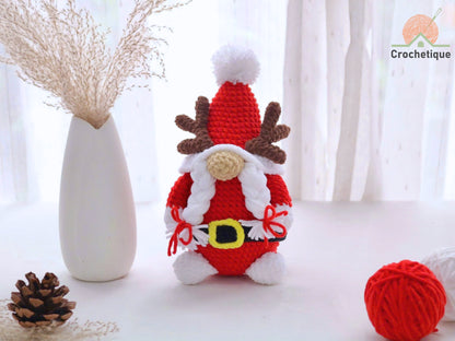 Christmas Gnome Crochet Patterns, Crochet 4 in 1 Gnome Amigurumi Pattern.