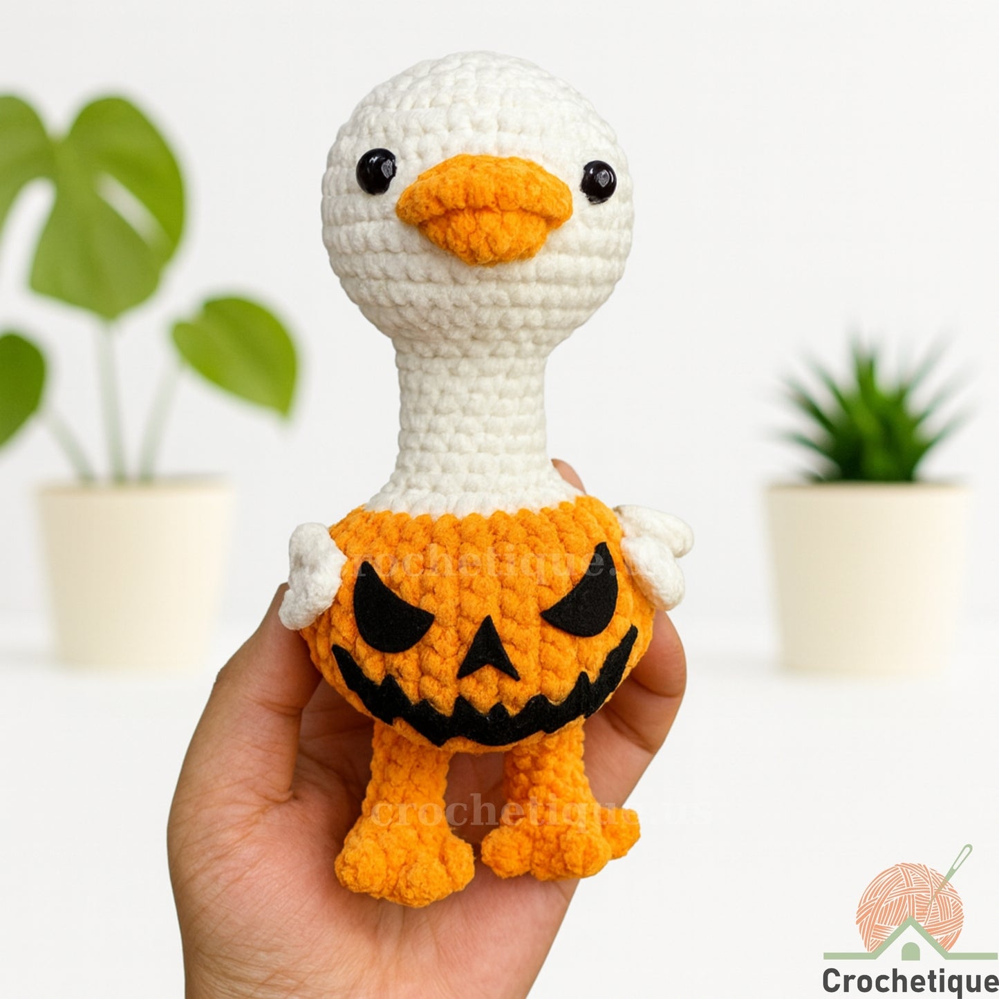 Goose in Pumpkin Costume Crochet Pattern, Funny Halloween Amigurumi Crochet